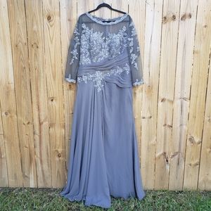 Formal elegant Long NWOT gown grey dress